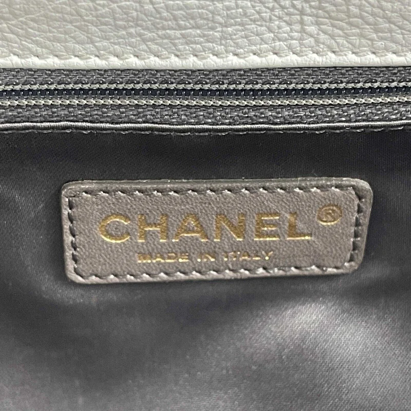 CHANEL - 09C Mosaic Metal East West Calfskin CC Maxi Flap Shoulder Bag