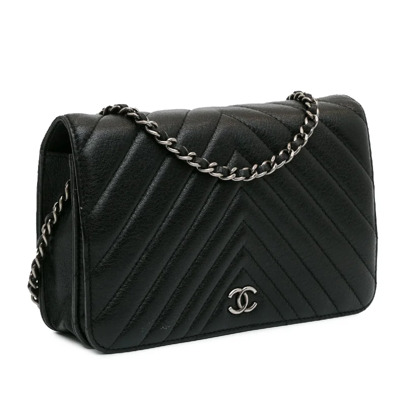 Chanel CC Chevron Calfskin Wallet On Chain (Q3rRL6)