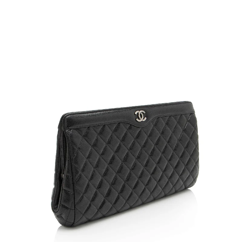 Chanel Caviar Leather CC Frame Clutch (sS7xNc)