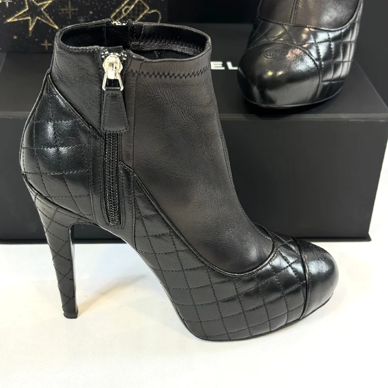 Chanel - Bottines T.40,5