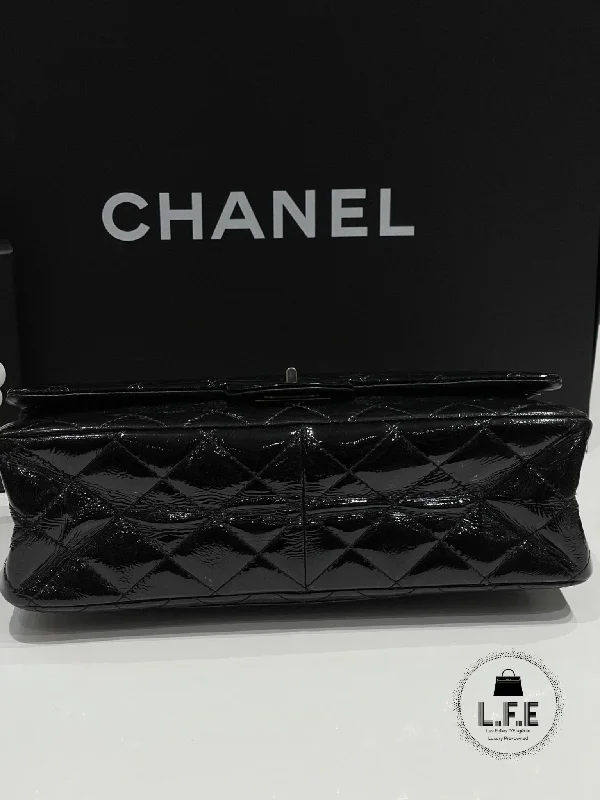 Chanel - Sac 2.55 cuir vernis