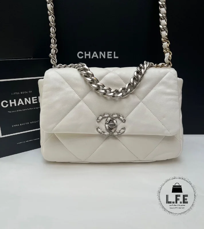 Chanel - Sac Chanel 19