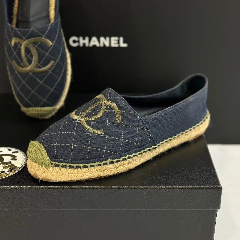 Chanel - Espadrilles T.38