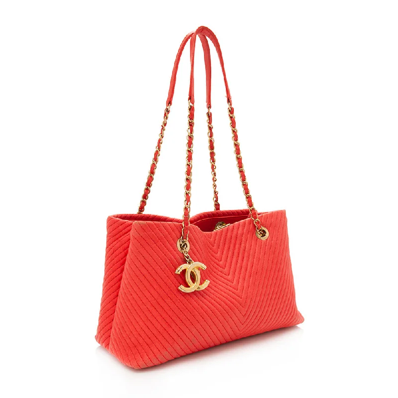 Chanel Chevron Quilted Leather Surpique Medium Tote (11355)