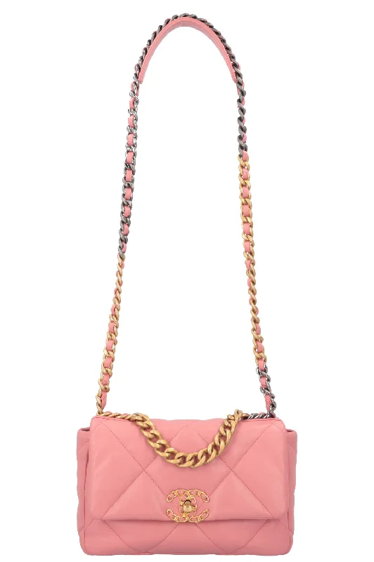 CHANEL 19 Bag Pink