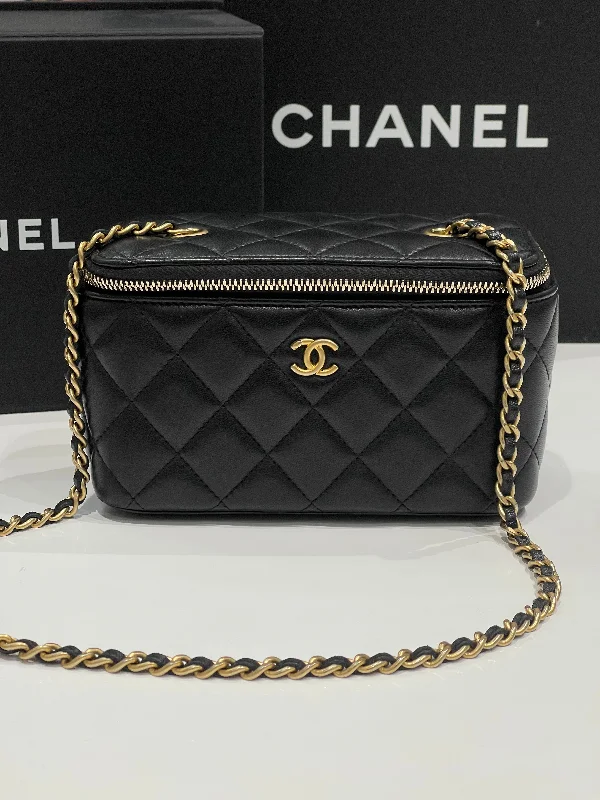 Chanel - sac vanity en cuir noir chaîne rétractable