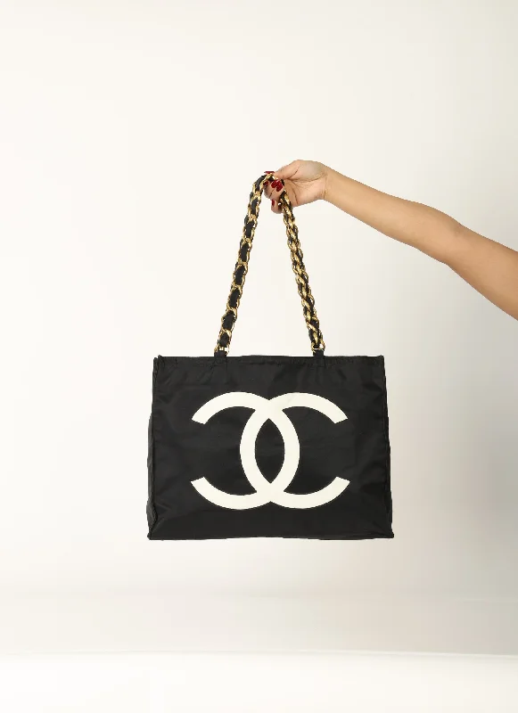 Chanel 1991 Nylon Chunky Chain Tote