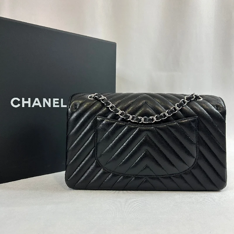 Chanel - Sac Timeless Chevron