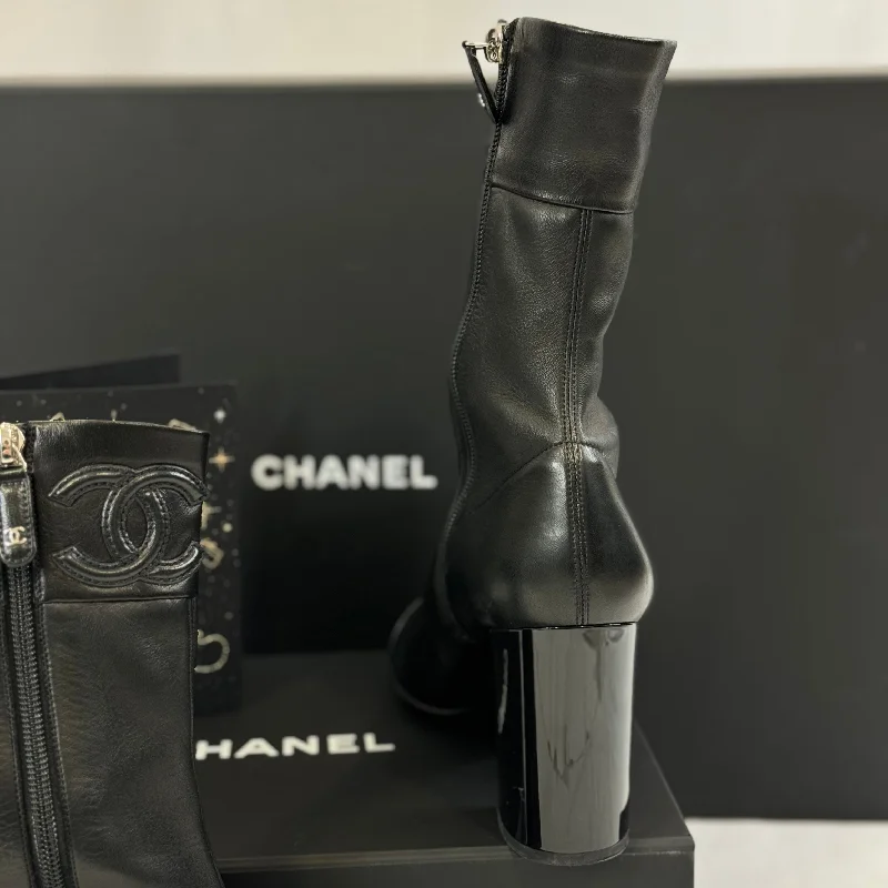 Chanel - Bottines T. 40