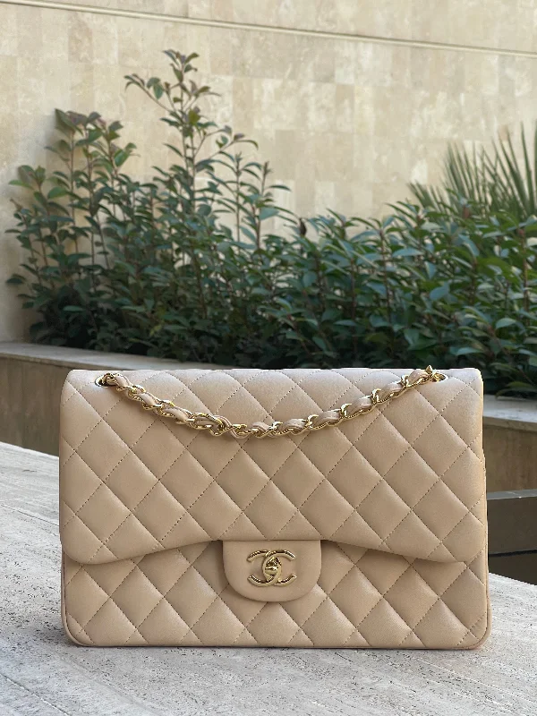 Chanel - Sac Classique Jumbo Beige